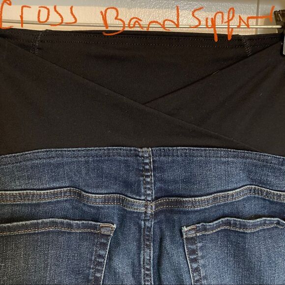 Maternity Bermuda Blue Denim Jean Shorts by Ingrid and Isabel Womens Size 10 - Picture 6 of 14